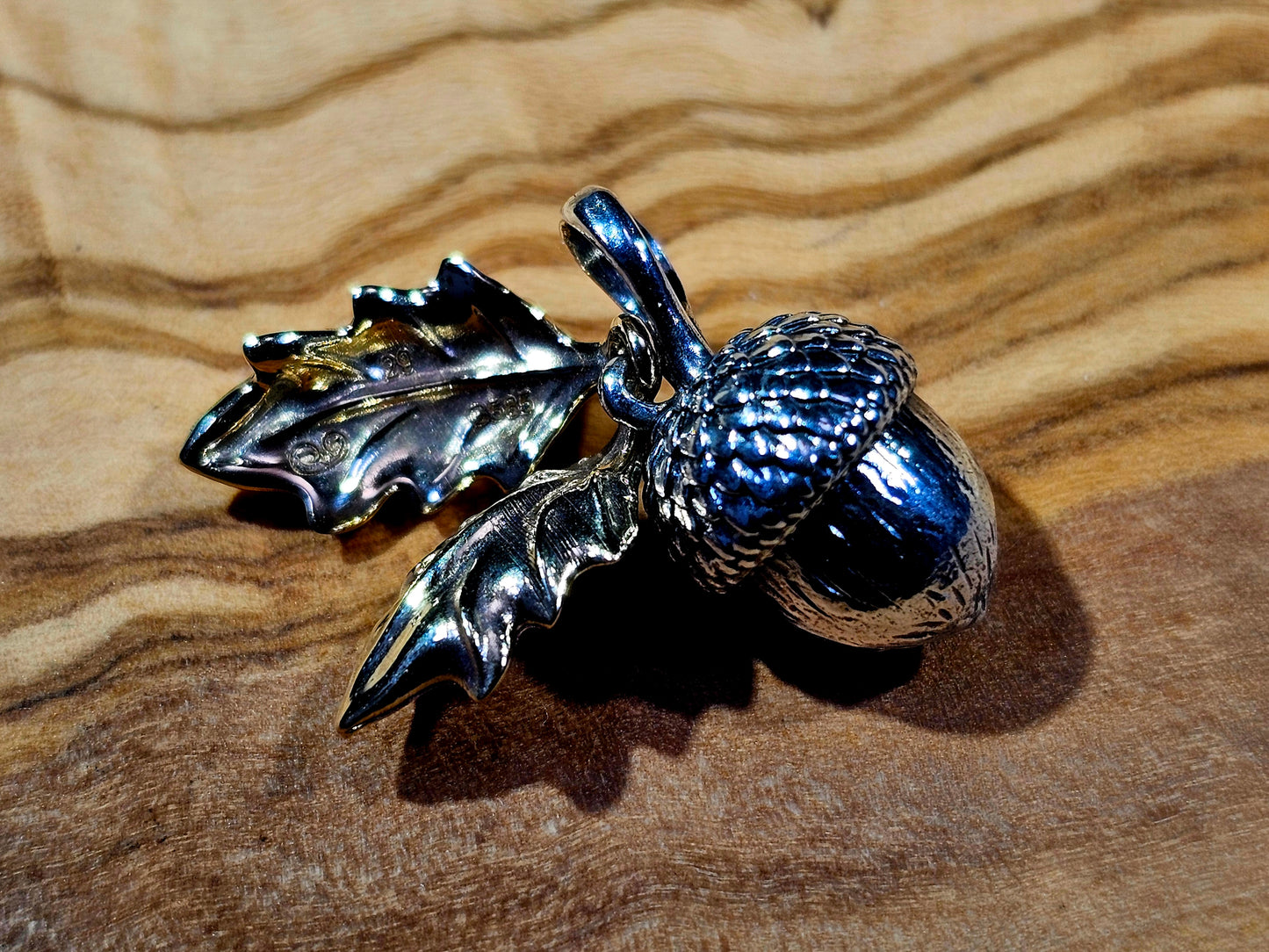 Acorn Dangle