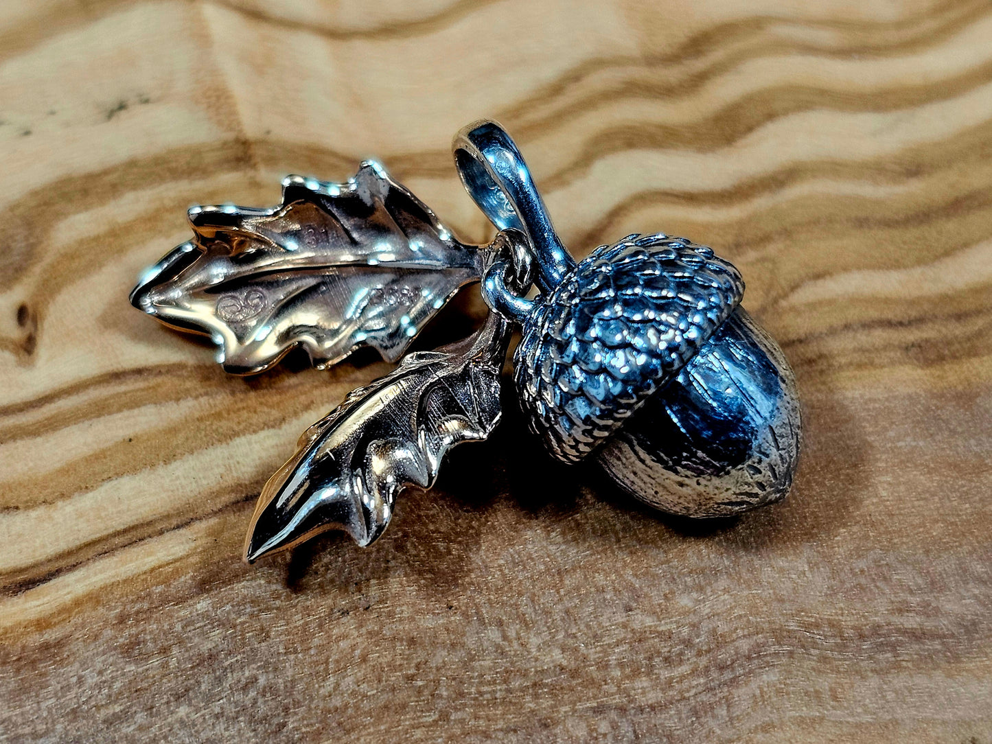 Acorn Dangle