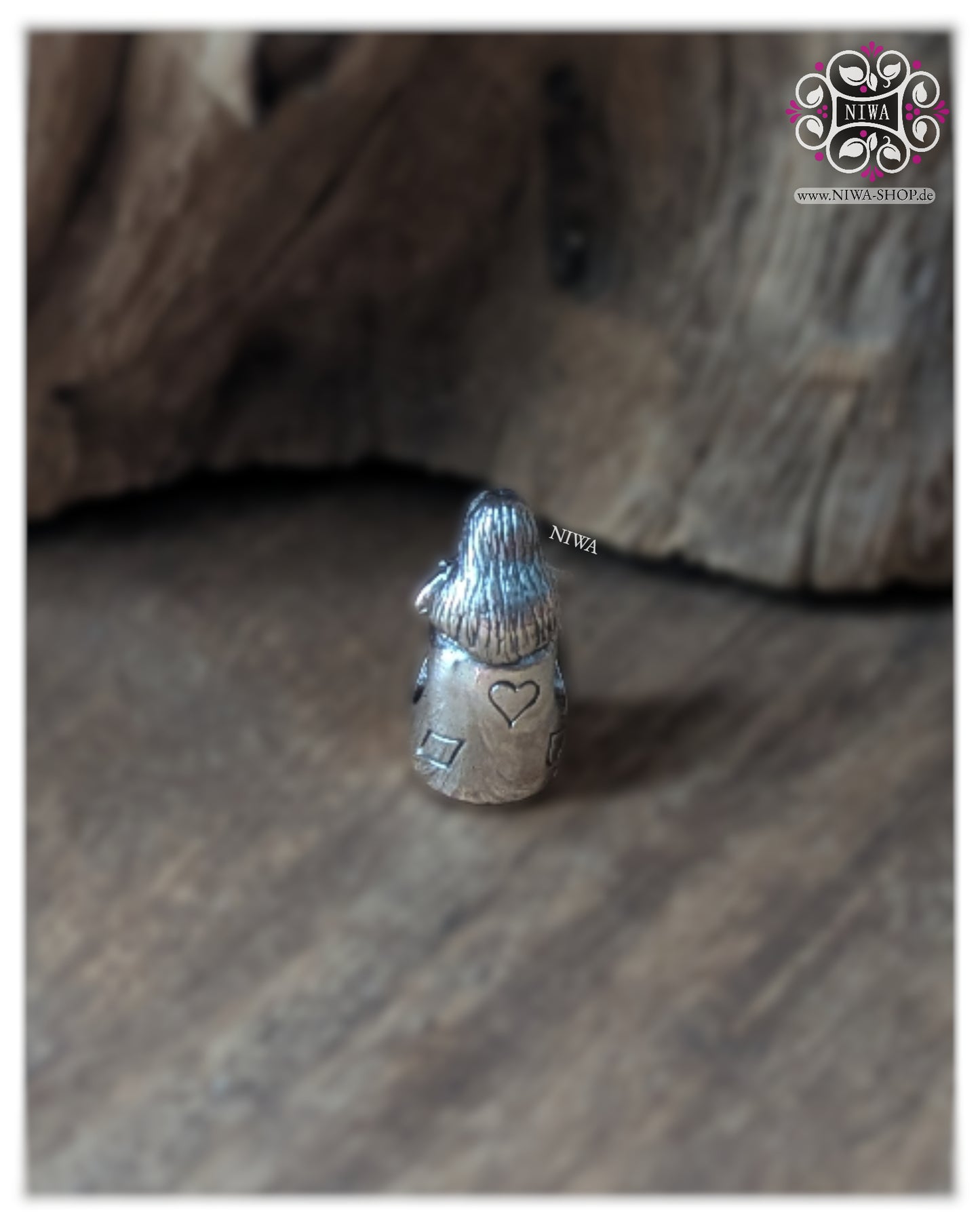 "AIW" Alice Before Wonderland Charm