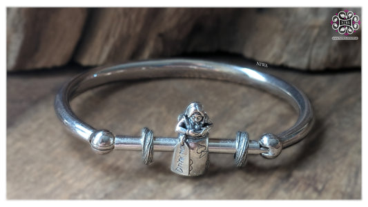 "AIW" Alice Before Wonderland Charm