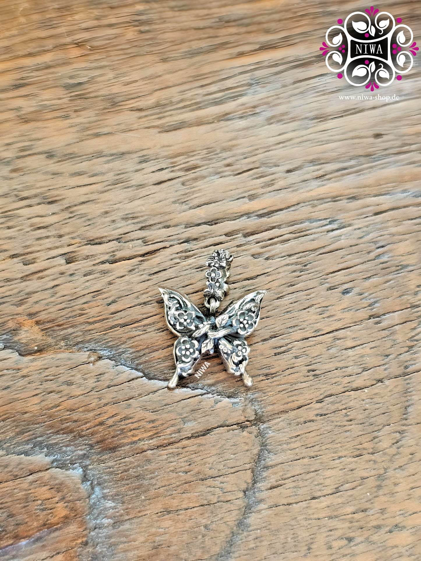 BUTTERFLY Dangle