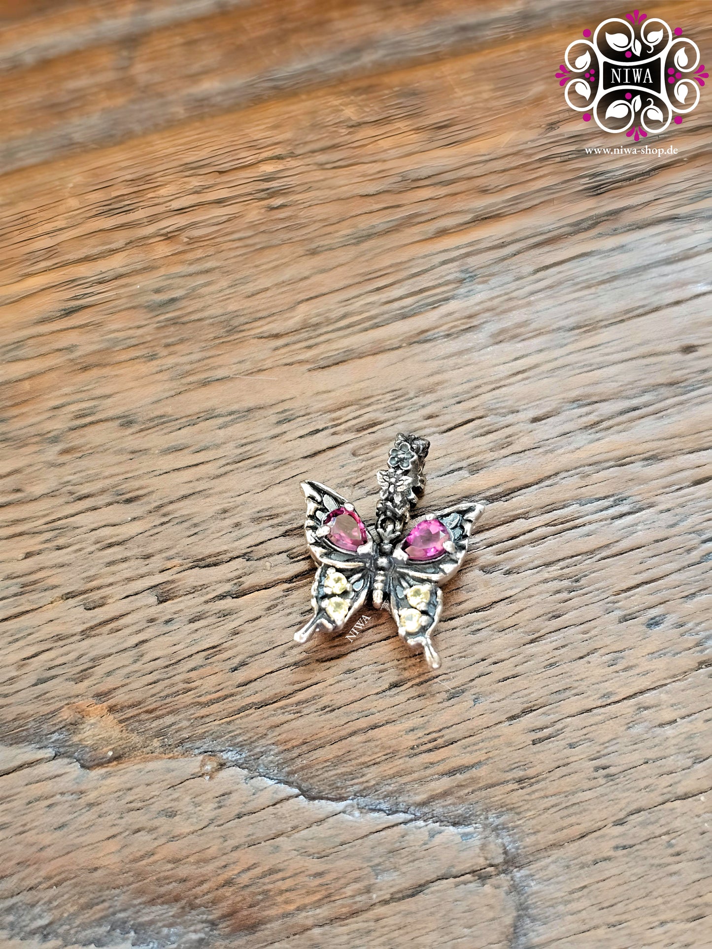 BUTTERFLY Dangle