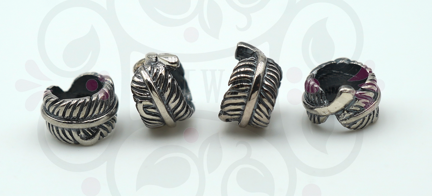 Feather Spacer
