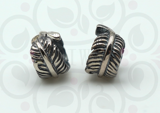 Feather Spacer