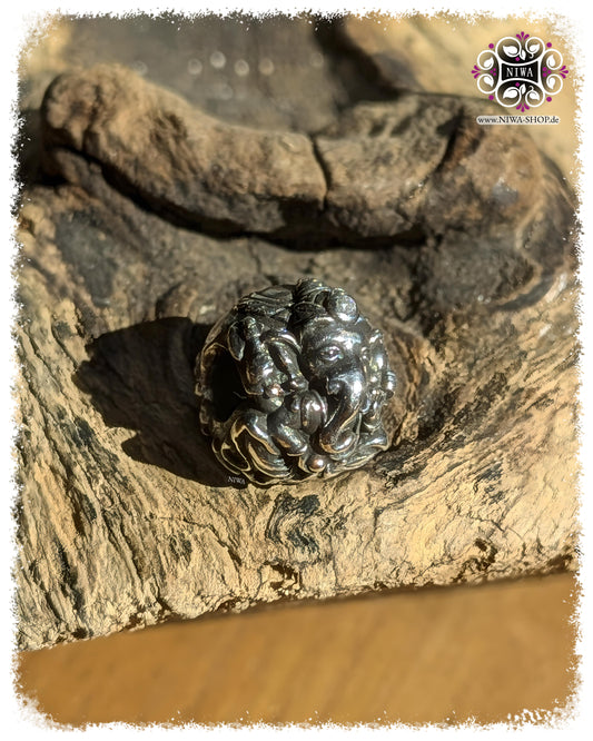 GANESHA MANTRA Charm