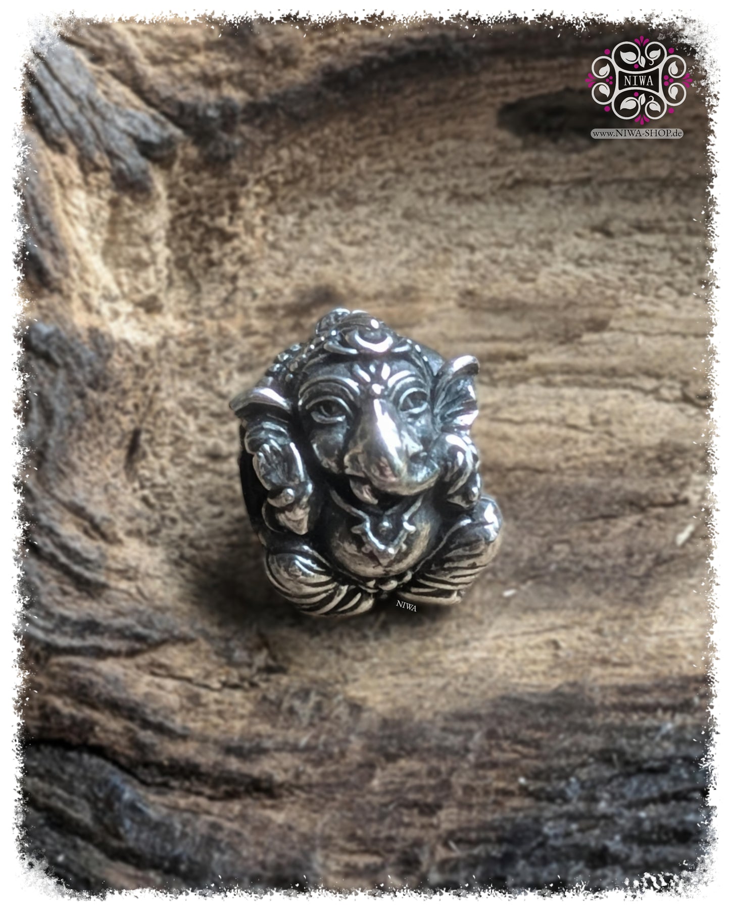 GANESHA LĪLĀ Charm