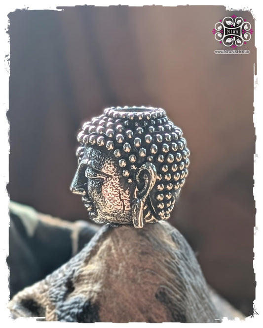 SŪRYA BUDDHA Charm