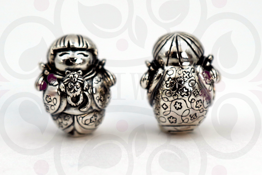 Maiko "Cat" charm
