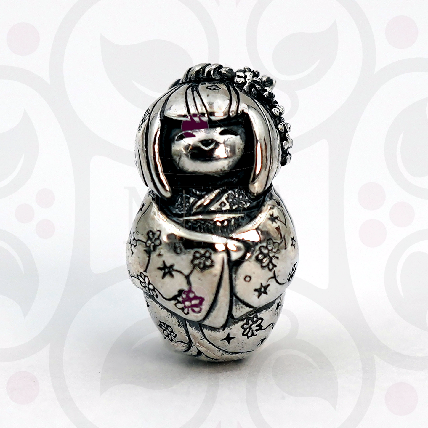 Maiko "Suki" charm