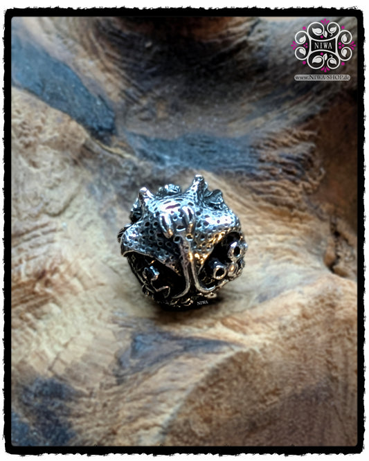 CORAL DANCE Charm
