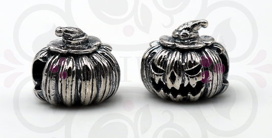 Plumpkin charm