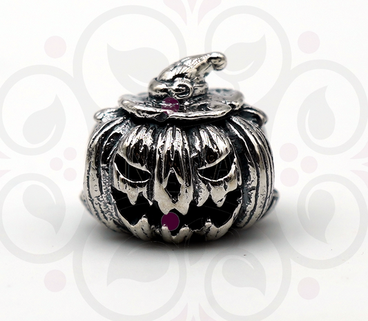 Plumpkin charm