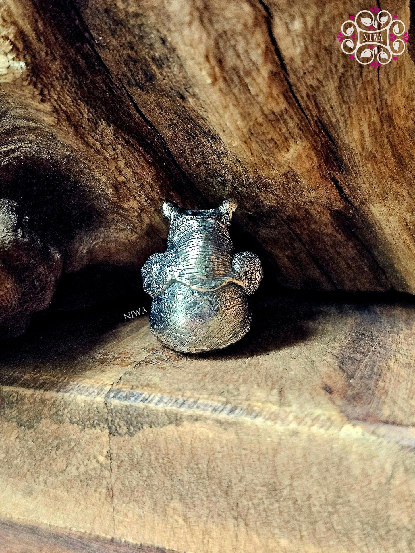 CUDDLE RHINO Charm