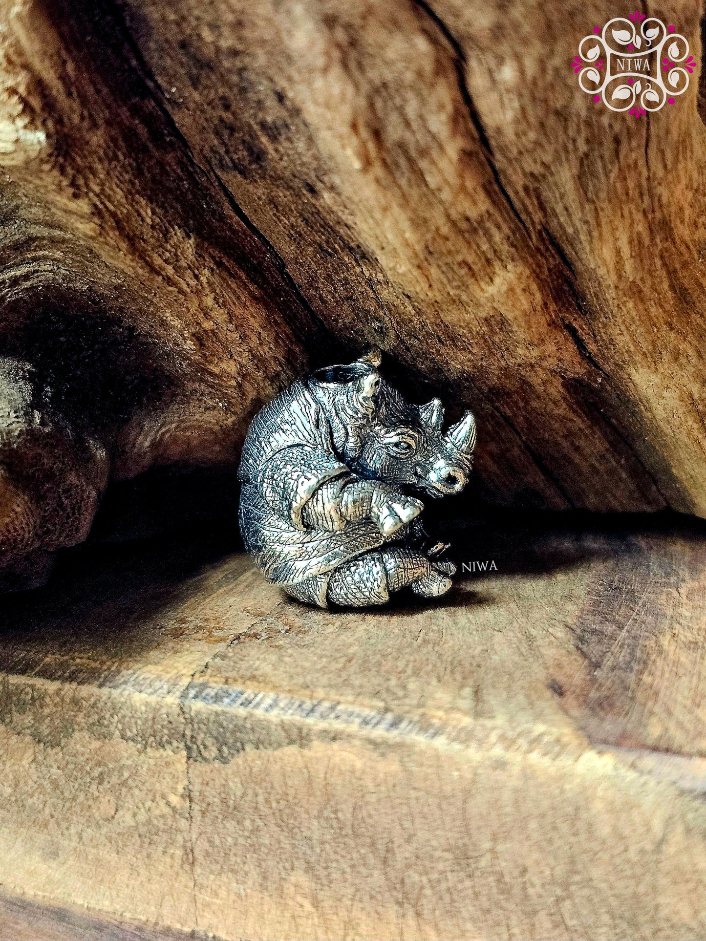 CUDDLE RHINO Charm