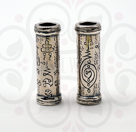 Ta-Kurt Roll Charm