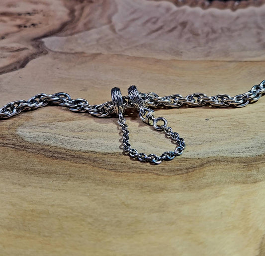 SAFETY CHAIN