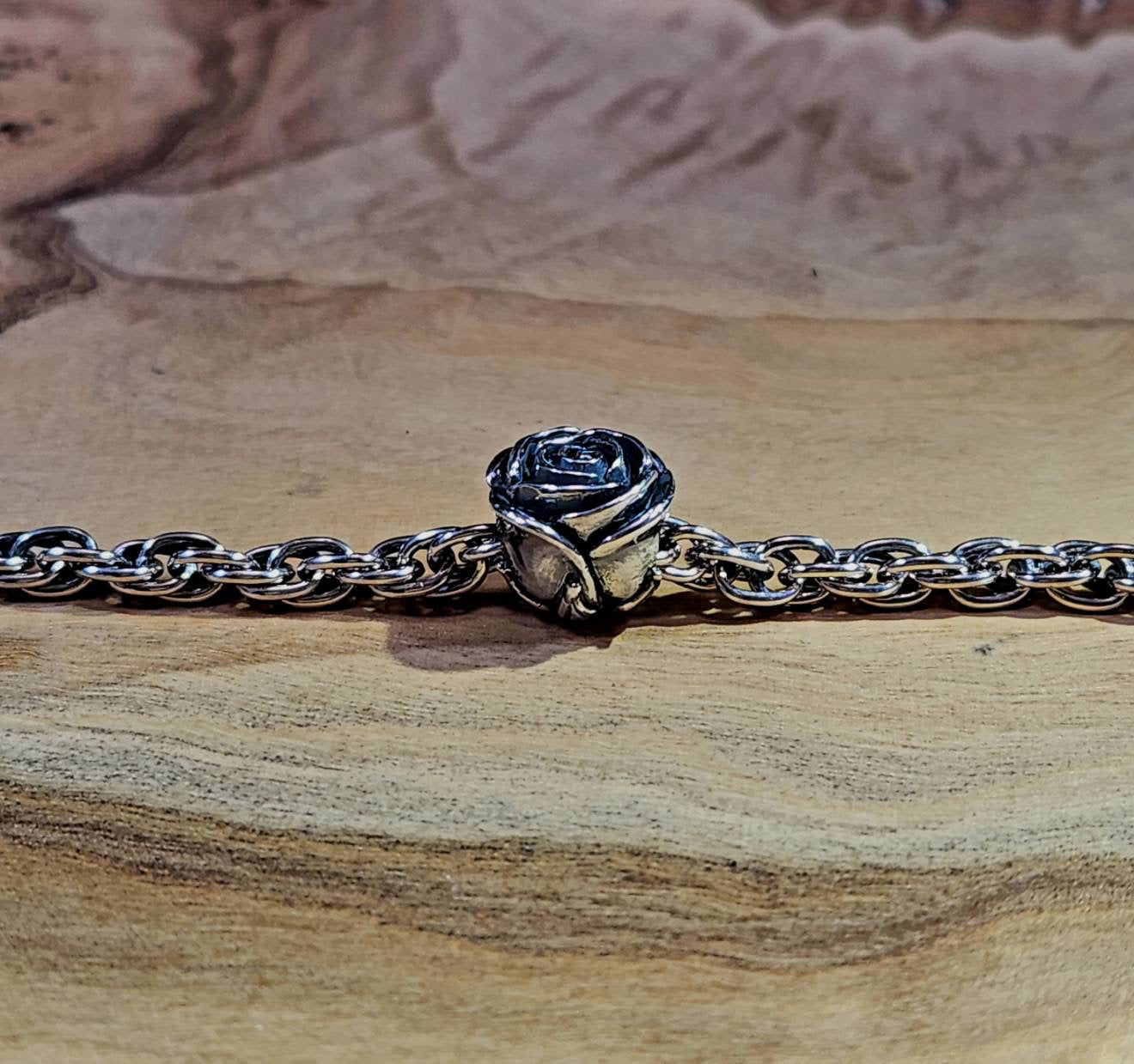 ENDLESS ROSE Charm
