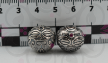 Laden Sie das Bild in den Galerie-Viewer, JUMBO MAORI GOD OF SEA - Charm