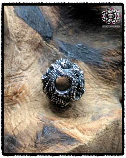 CORAL FLOW Charm