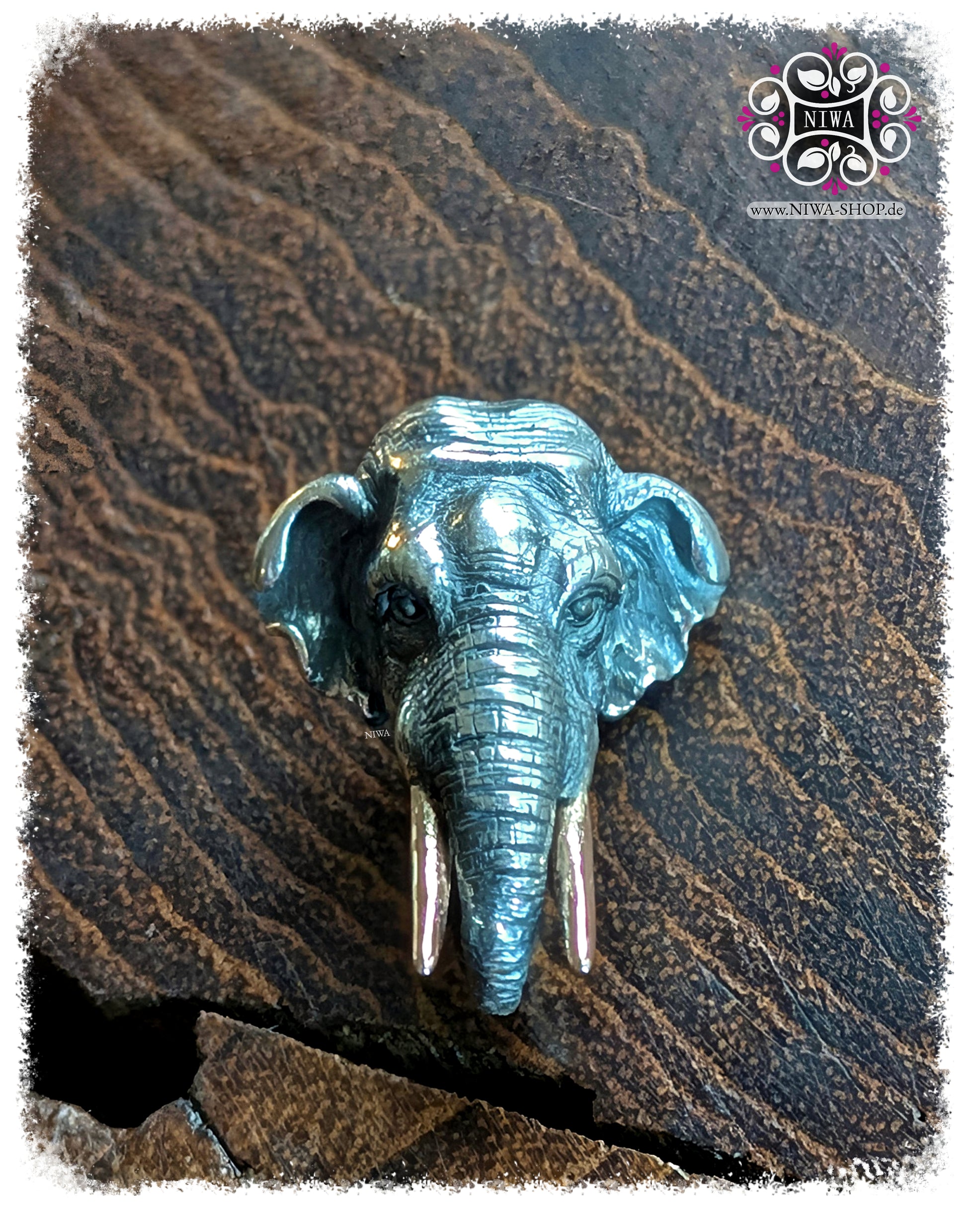 ROYAL CHANG Lock made of 925 silver and 18K RoséGold TwoTone by MAMA MALA | Handcrafted Siam style elephant head with rose gold tusks