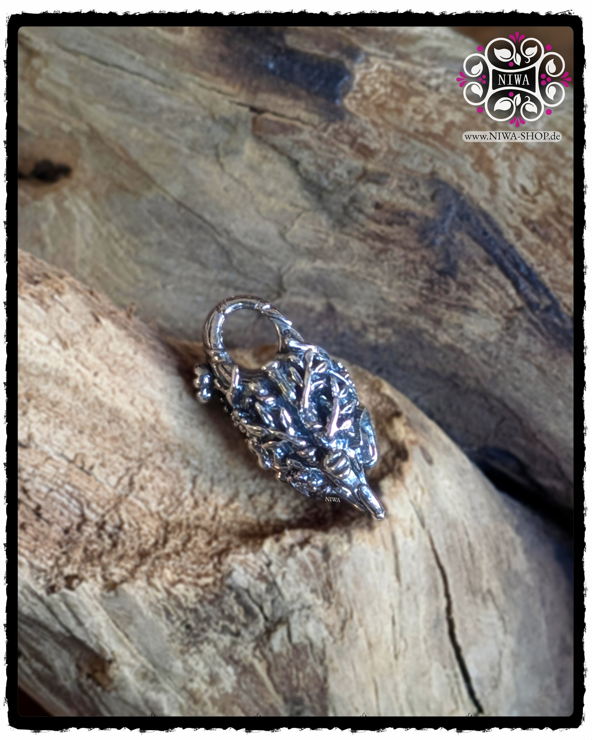 CHINESE GOODWILL Lock MAMA MALA by NIWA, Rückansicht, umlaufendes florales Relief aller sechs CHINESE Motive, 925 SterlingSilber