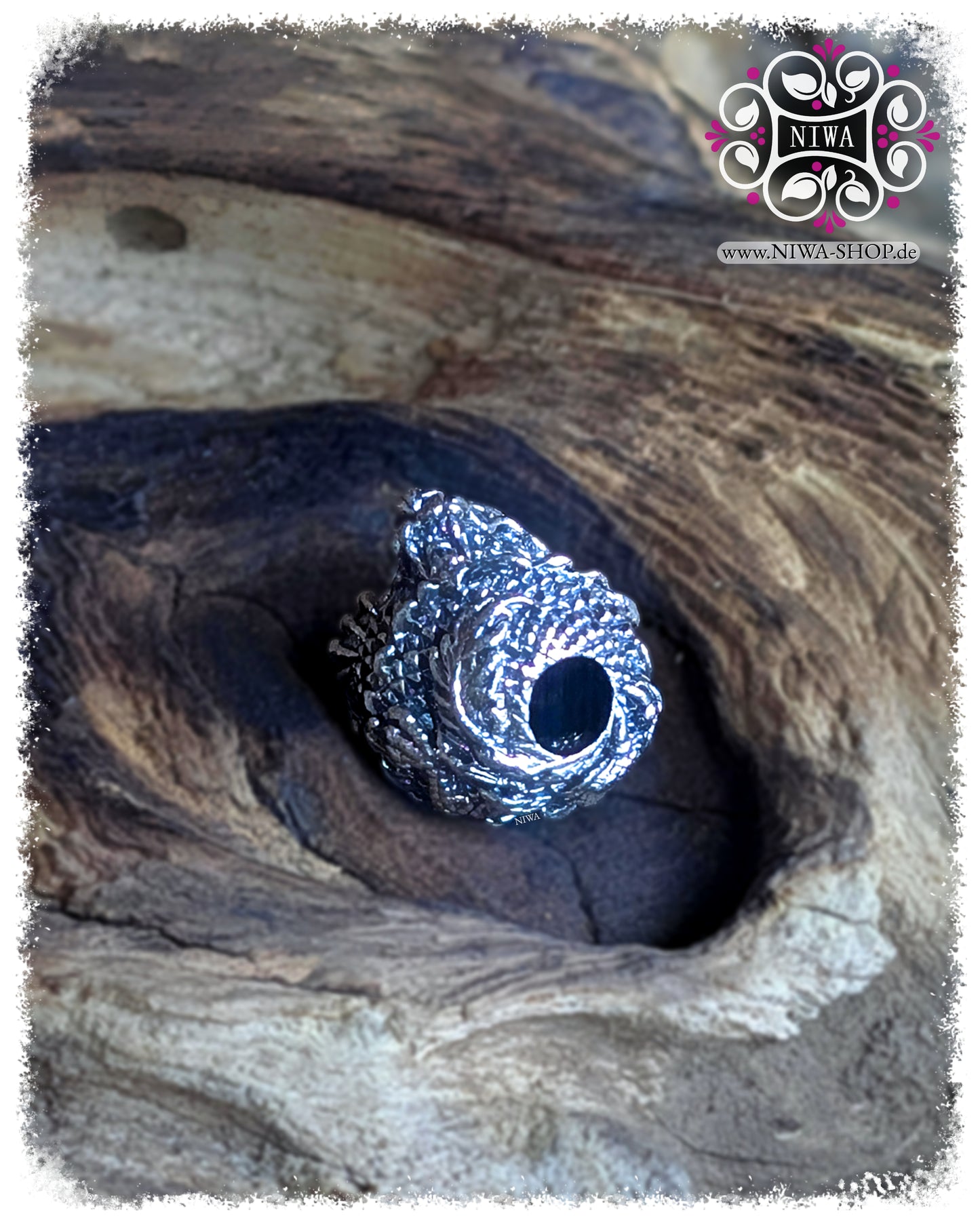 MANGKON DRAGON Charm Unterseite, 925 SterlingSilber, HIMMAPAN Serie, ASIA Kollektion, MAMA MALA, Durchlass und Details