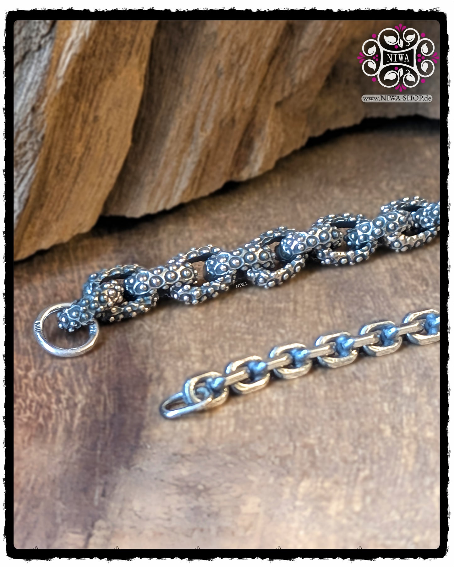 HALF-HALF Bracelet FUSION Detail, strukturierte massive Glieder mit punktierter Oberfläche neben filigraner Kettenhälfte für Beads, 925 SterlingSilber, NIWABeads.