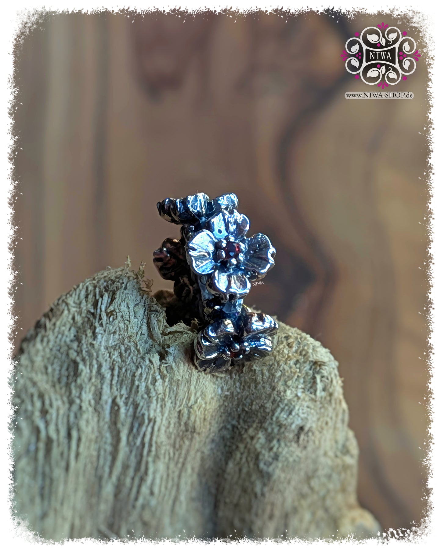 DOGWOOD BLOOM Spacer