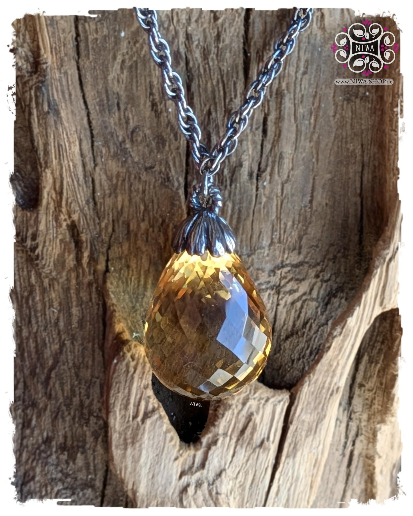 Fantasy Classic Necklace