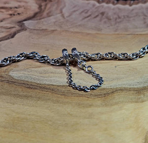 SAFETY CHAIN